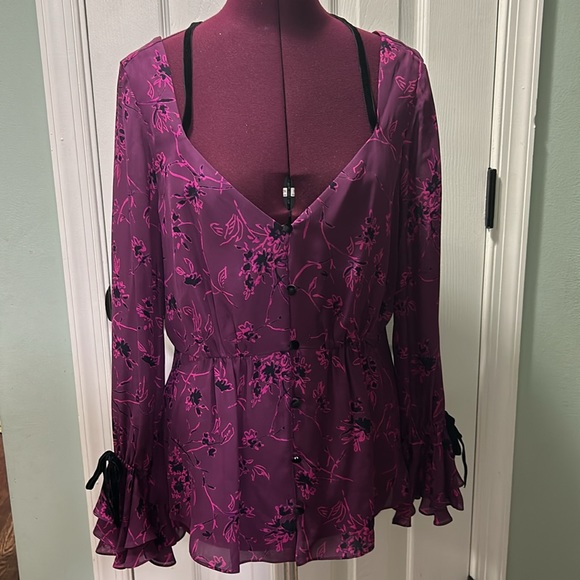 CINQ A SEPT FLORAL PRINT TIE-NECK TOP - Picture 5 of 9